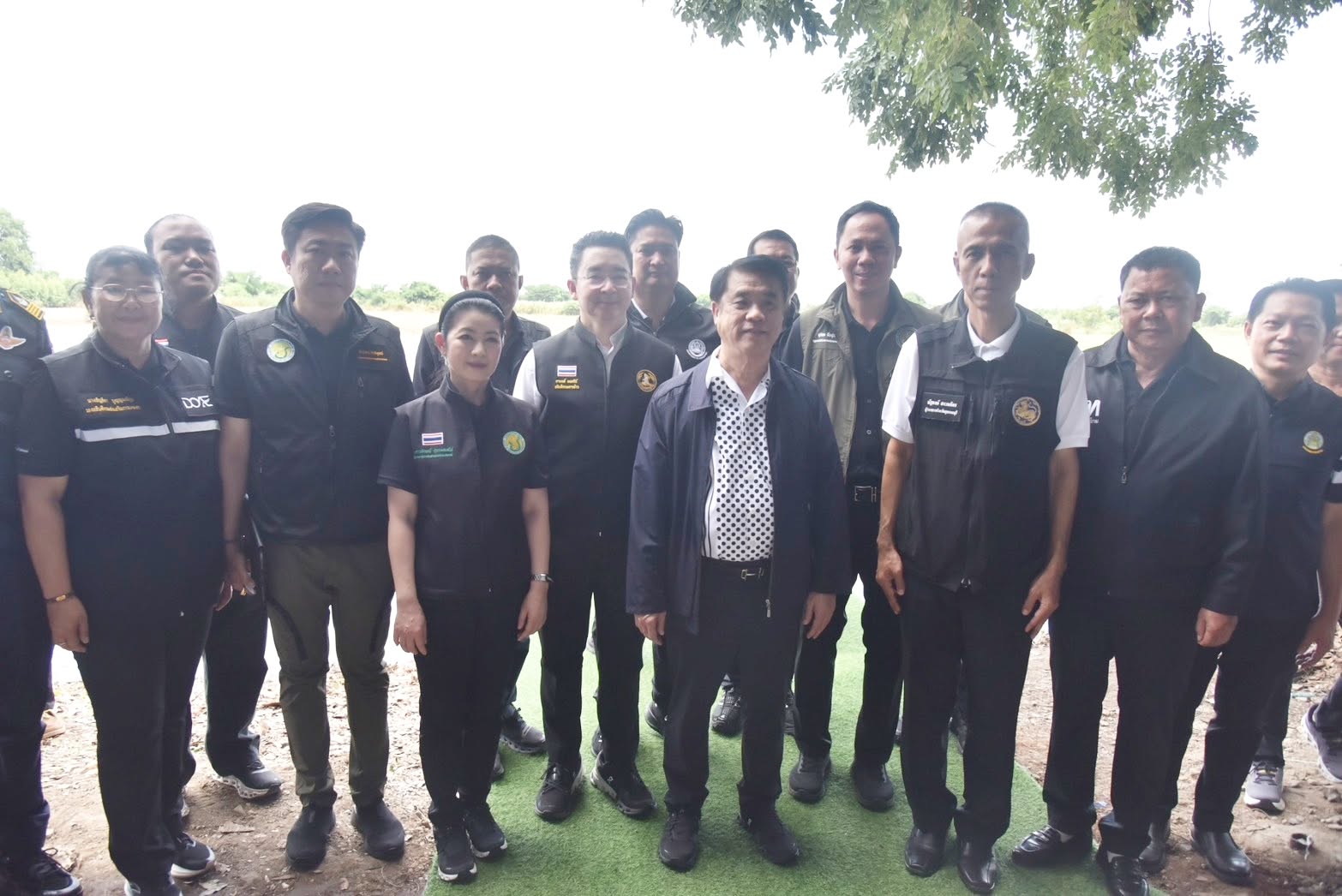 title - ส.ป.ก. ร่วมติดตาม รัฐมนตรีว่าการกระทรวงเกษตรและสหกรณ์ และคณะ ลงพื้นที่ตรวจราชการ จังหวัดสุพรรณบุรี